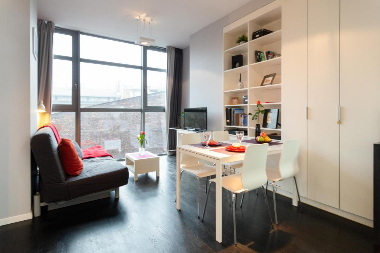 Secret Charm Fully Equipped Apt With Balcony คราคูฟ ภายนอก รูปภาพ